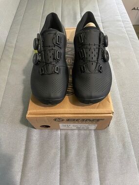 Bont Riot Road Cycling Shoes - 42.5 - heat moldable